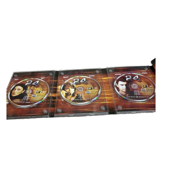 24 Season 4 Total 7 DVDs - Picture 8 of 10